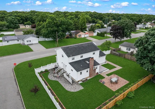 5th image of 62 Oneida Ave, South Setauket, NY 11720 | MLS# 1019373