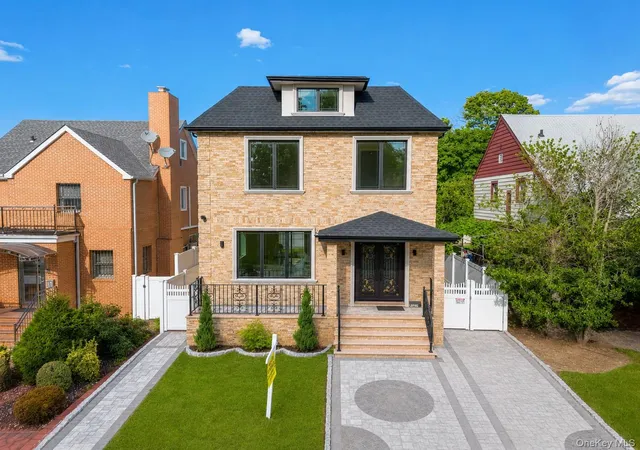 Photo 1 of Single family home for sale at 7619 173rd Street, New York, NY 11366 | MLS# 1019386 | Listing updated on 2026-08-09
