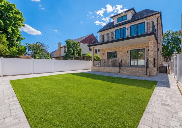 Photo 2 of Single family home for sale at 7619 173rd Street, New York, NY 11366 | MLS# 1019386 | Listing updated on 2026-08-09