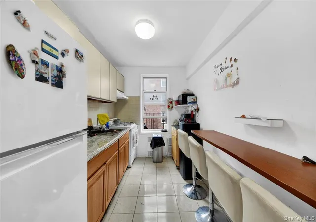 3rd image of 6510 108Th St #2J, Forest Hills, NY 11375 | MLS# 1019395