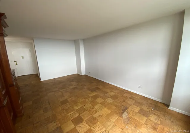 Homes for sale in New York, NY | 26910 Grand Central Pkwy #27Z, New York, NY 11005 | MLS# 1019404