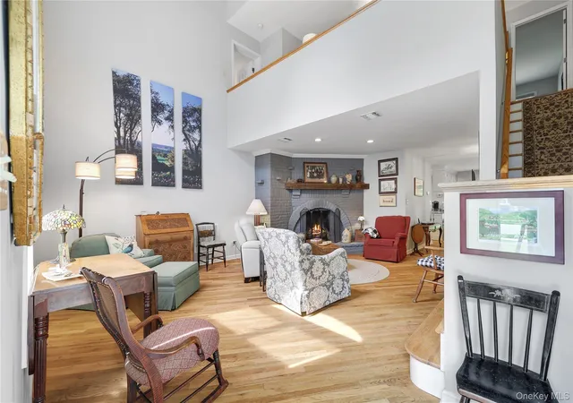 Homes for sale in Warwick (town), NY | 6 Village Cvs, Warwick (town), NY 10990 | MLS# 1019406