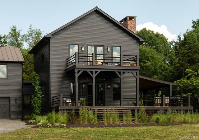 Homes for sale in Germantown, NY | 249 Old Saw Mill Rd, Germantown, NY 12526 | MLS# 1019412