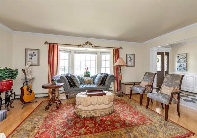 5th image of 525 11Th St, Hempstead, NY 11516 | MLS# 1019430