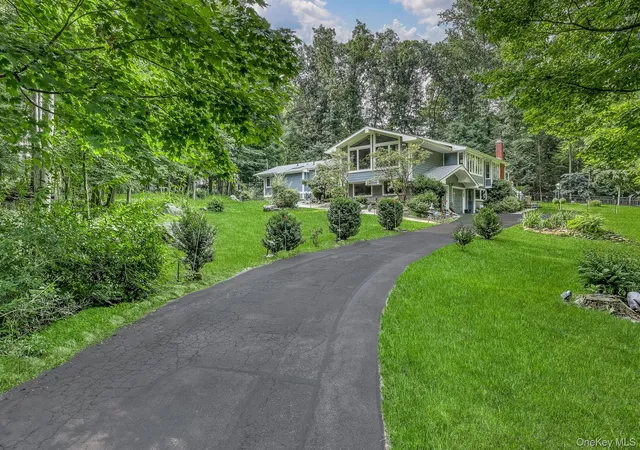 Photo 2 of Sale Pending at 10 Longbow Rd, Ramapo, NY 10901 | MLS# 1019442 | Listing updated on 2026-08-01