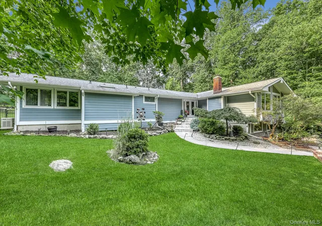 Photo 3 of Sale Pending at 10 Longbow Rd, Ramapo, NY 10901 | MLS# 1019442 | Listing updated on 2026-08-01