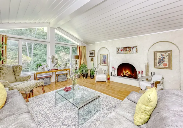 Photo 4 of Sale Pending at 10 Longbow Rd, Ramapo, NY 10901 | MLS# 1019442 | Listing updated on 2026-08-01