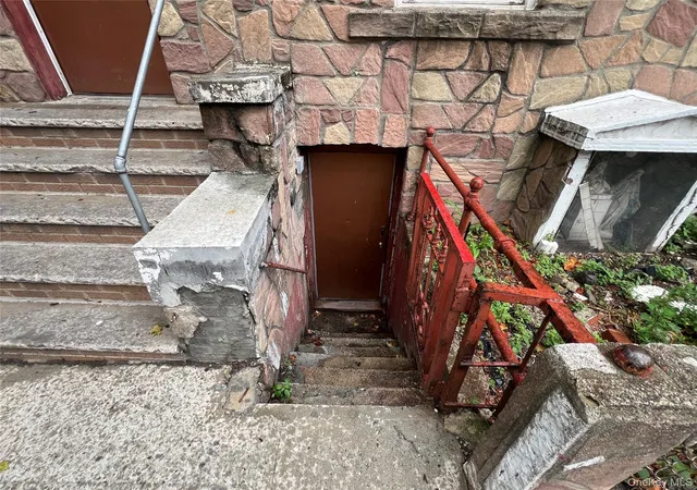 3rd image of 1314 Stratford Ave, New York, NY 10472 | MLS# 1019449
