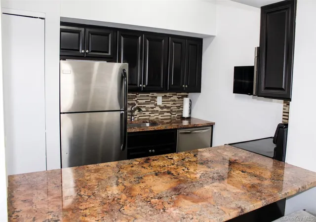 4th image of 100 Daly Boulevard #712, Hempstead, NY 11572 | MLS# 1019475