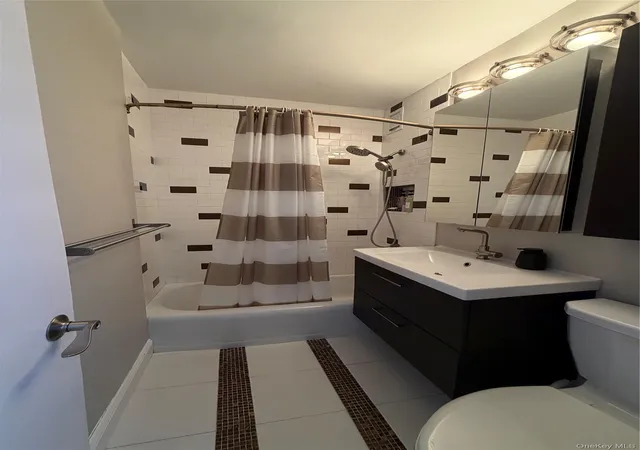 Photo 4 of House for sale at 3777 Independence Ave #5D, New York, NY 10463 | MLS# 1019483 | Listing updated on 2026-09-23