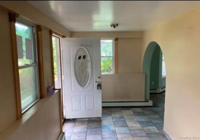 3rd image of 40 East Ave, Hempstead, NY 11520 | MLS# 1019487