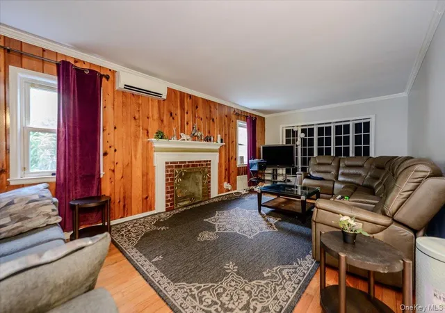 3rd image of 295 Maryland Ave, Hempstead, NY 11520 | MLS# 1019516