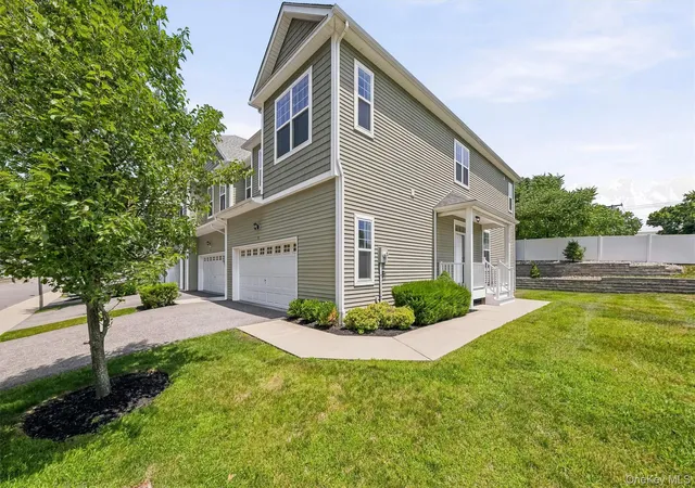 Homes for sale in Middletown, NY | 31 Magnolia Park Rd, Middletown, NY 10940 | MLS# 1019522
