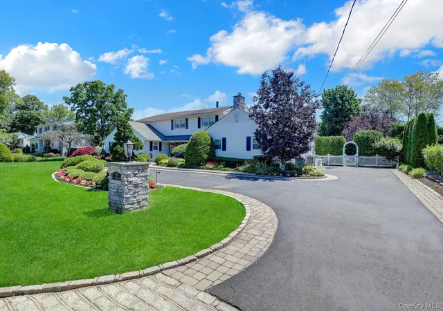 5th image of 257 Shadybrook Ln, Islip, NY 11795 | MLS# 1019534