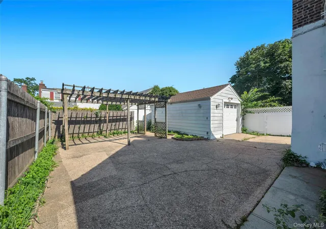 30th image of 374 Rockaway Pkwy, Hempstead, NY 11580 | MLS# 1019546