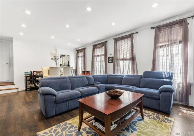 Photo 3 of Single family home for sale at 4212 Wilder Ave, Bronx, NY 10466 | MLS# 1019555 | Listing updated on 2026-08-19