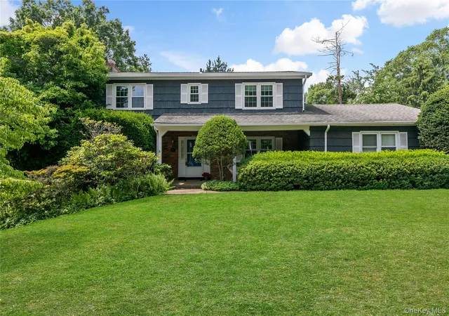 2nd image of 8 Mckenna Pl, Mamaroneck, NY 10543 | MLS# 1019566
