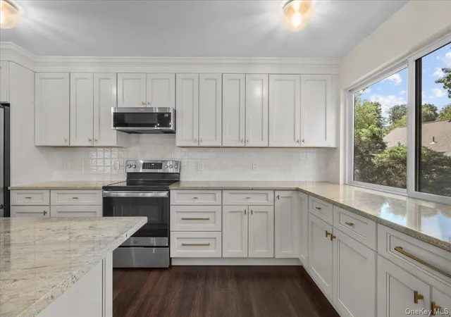 2nd image of 156 Heritage Hls #A, Somers, NY 10589 | MLS# 1019576