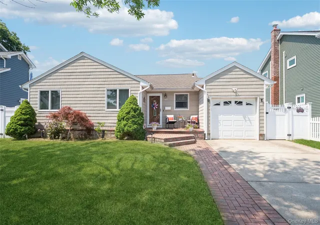 1st image of 389 Briarwood Rd, Oyster Bay, NY 11758 | MLS# 1019588
