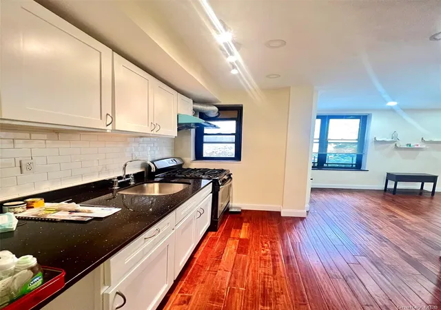 Homes for sale in New York, NY | 82-01 Britton Ave #5K, New York, NY 11373 | MLS# 1019594