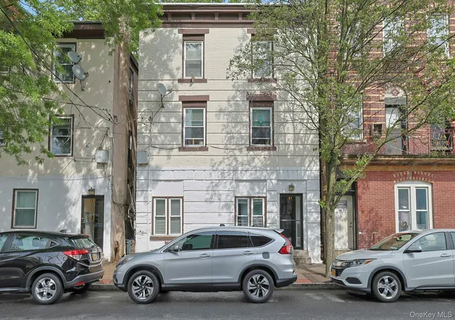 Homes for sale in White Plains, NY | 91 Ferris Ave, White Plains, NY 10603 | MLS# 1019625