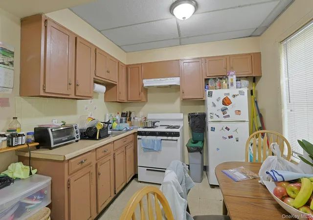 Homes for sale in White Plains, NY | 91 Ferris Ave, White Plains, NY 10603 | MLS# 1019625