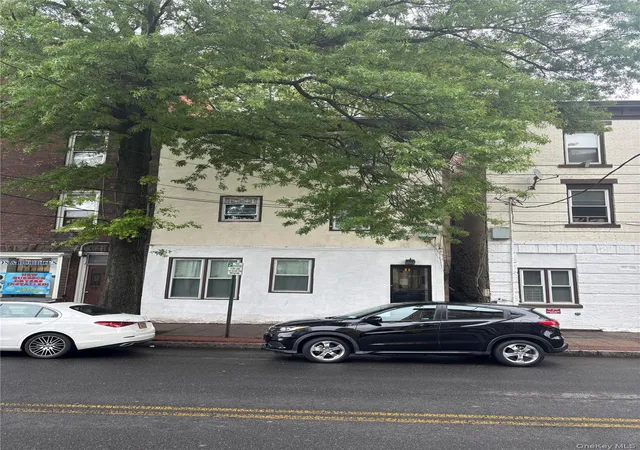 Homes for sale in White Plains, NY | 93 Ferris Ave, White Plains, NY 10603 | MLS# 1019628