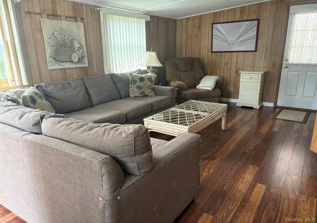 Photo 3 of Manufactured home for sale at 525 Riverleigh Ave #P6, Riverhead, NY 11901 | MLS# 1019636 | Listing updated on 2026-09-03