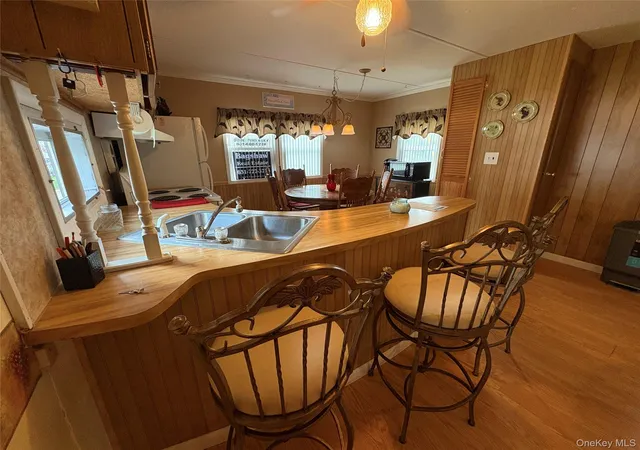 Photo 3 of Manufactured home for sale at 525 Riverleigh Ave #P6, Riverhead, NY 11901 | MLS# 1019636 | Listing updated on 2026-09-03