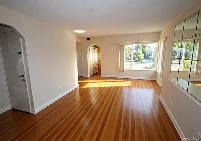 2nd image of 4108 Wilder Ave, Bronx, NY 10466 | MLS# 1019640