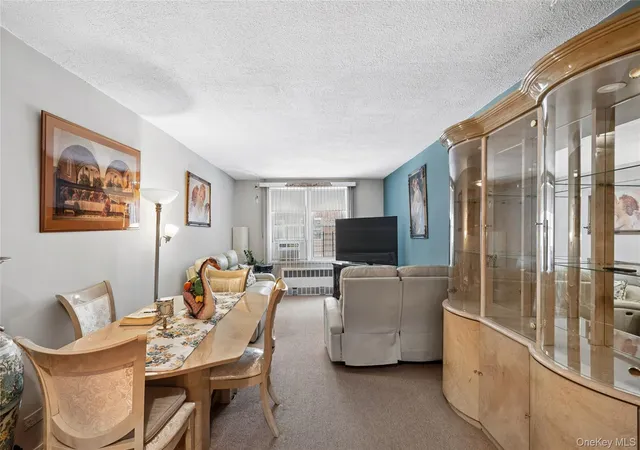 4th image of 3305 90th St, New York, NY 11238