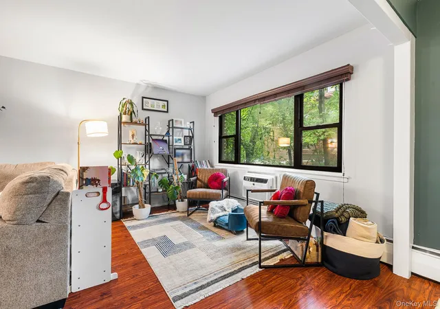 4th image of 2241 Palmer Ave, New Rochelle, NY 10801