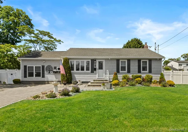 Homes for sale in West Babylon, NY | 197 Marcy St, West Babylon, NY 11704 | MLS# 1019654