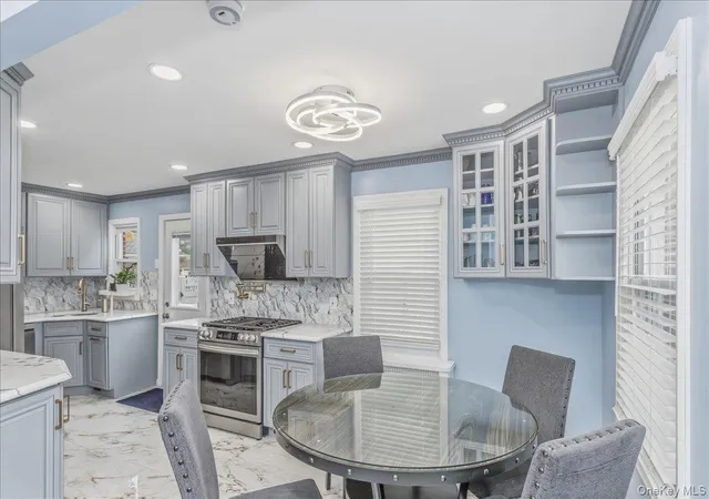 4th image of 120 N 10Th St, North Hempstead, NY 11040 | MLS# 1019666