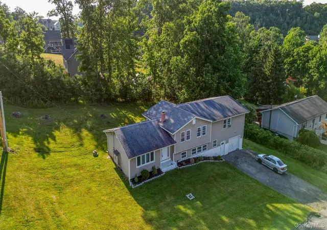 Homes for sale in New Windsor, NY | 1 Forest Ln, New Windsor, NY 12577 | MLS# 1019702