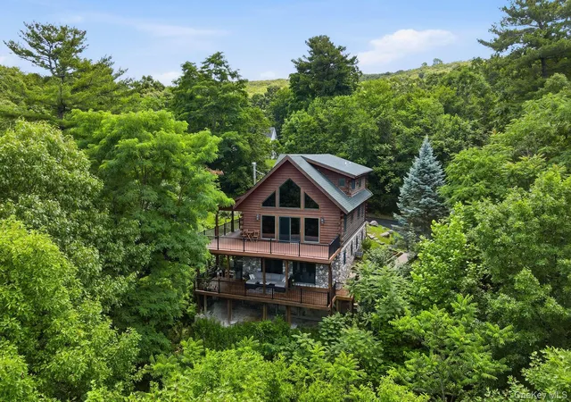 Homes for sale in Warwick (town), NY | 8 Mckinley Ave, Warwick (town), NY 10925 | MLS# 1019712