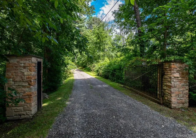 Homes for sale in Milan, NY | 242 Milan Hollow Rd, Milan, NY 12572 | MLS# 1019733