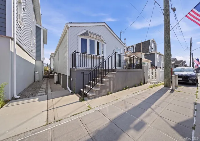 2nd image of 39 W 11th Rd, Broad Channel, NY 11693 | MLS# 1019735