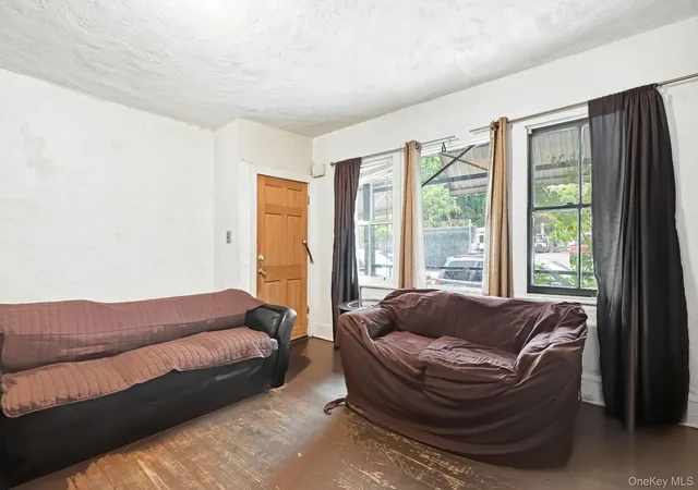 Homes for sale in Greenburgh, NY | 10 Clinton Street, Greenburgh, NY 10591 | MLS# 1019741