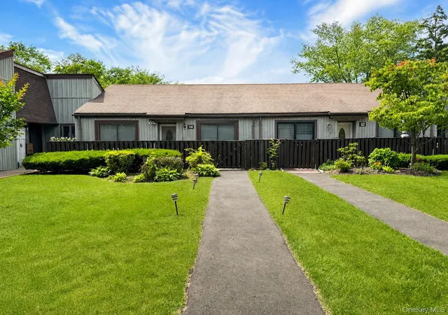 Photo 1 of Sale Pending at 54 Strathmore Gate Dr, Stony Brook, NY 11790 | MLS# 1019766 | Listing updated on 2026-08-10