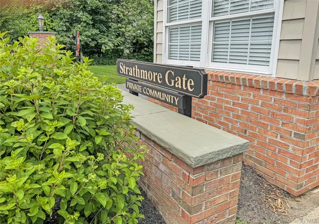 Photo 2 of Sale Pending at 54 Strathmore Gate Dr, Stony Brook, NY 11790 | MLS# 1019766 | Listing updated on 2026-08-10