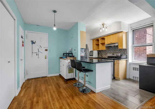 Homes for sale in New York, NY | 64-35 Yellowstone Blvd #5N, New York, NY 11375 | MLS# 1019781