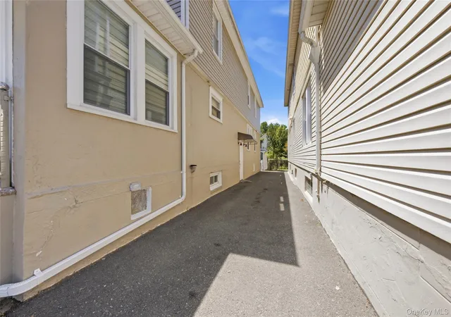 Listing Photo 4 - Condo for sale in building located at 4523 Monticello Ave, New York, NY 10466