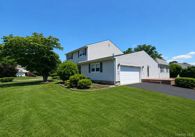 Photo 1 of Single family home for sale at 10 Tioken Rd, Ramapo, NY 10977 | MLS# 1019797 | Listing updated on 2026-09-29