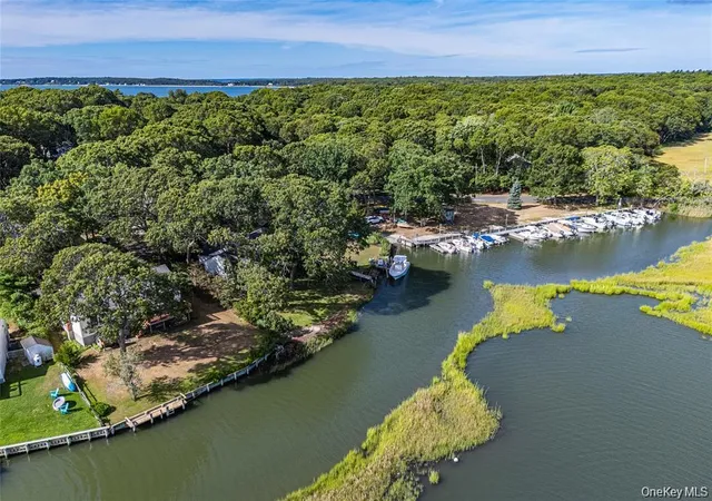 Photo 4 of Single family home for sale at 270 Opechee Ave, Southold, NY 11971 | MLS# 1019799 | Listing updated on 2026-10-05