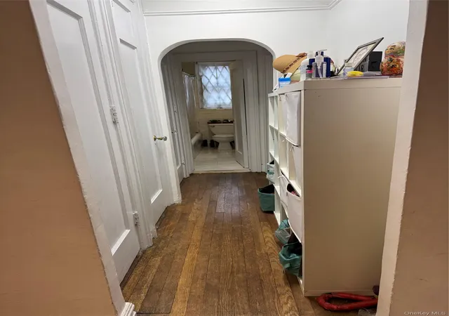 Photo 3 of House for sale at 2922 Barnes Ave #6L, Bronx, NY 10467 | MLS# 1019804 | Listing updated on 2026-06-30