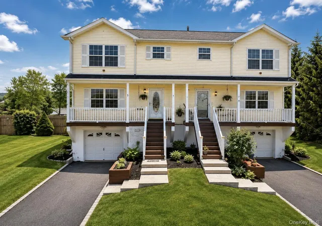 Photo 3 of Sale Pending at 5 Alicia Ln, Warwick (town), NY 10990 | MLS# 1019807 | Listing updated on 2026-09-16