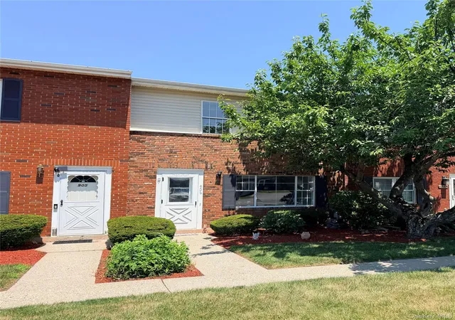 Homes for sale in New Windsor, NY | 276 Temple Hill Rd #906, New Windsor, NY 12553 | MLS# 1019835
