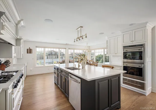 4th image of 280 Bay Dr, Massapequa, NY 11758 | MLS# 1019839