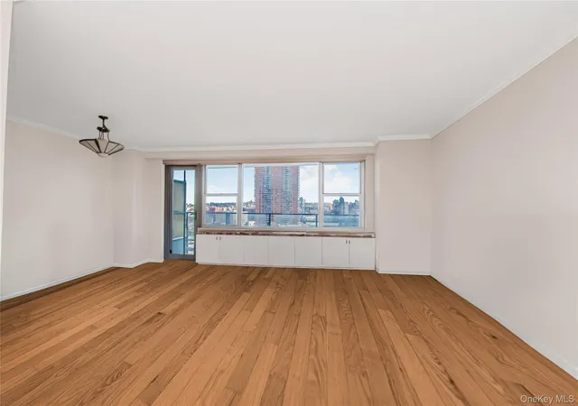 Homes for sale in New York, NY | 2500 Johnson Ave #3S, New York, NY 10463 | MLS# 1019854